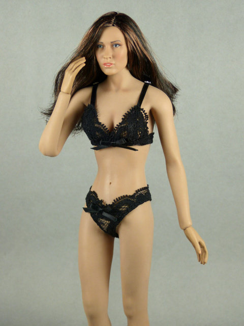 Hot Plus 1/6 Scale Female Intimate Black Lace Bra & Panty Set Image 2
